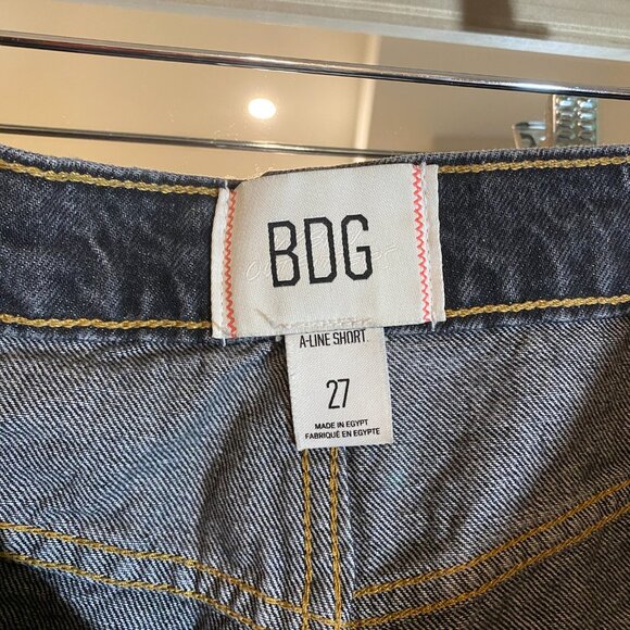 BDG grey denim shorts - Picture 3 of 3